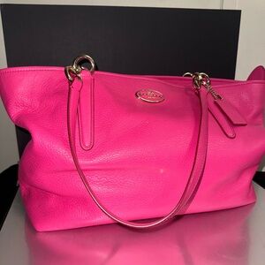 listing-status-banner